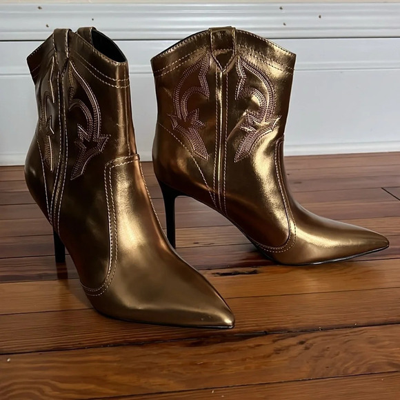 Nine West Booties - Picture 4 of 8